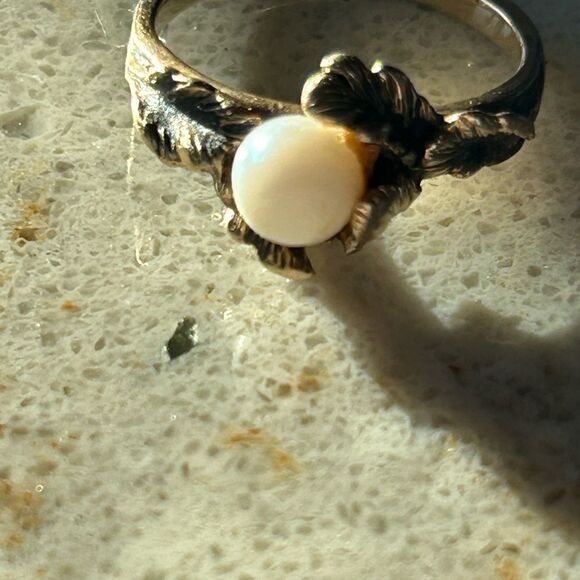 14K Gold Pearl Leaf Motif Antiqued Vintage Ring Thick Band Personal Collection 7 - Picture 6 of 16